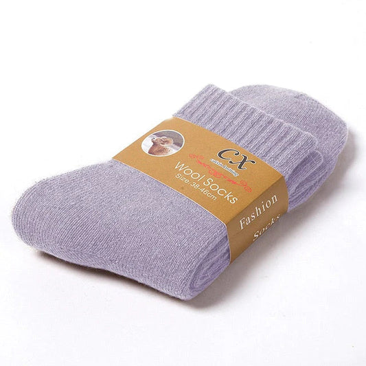 chaussettes en laine d’hiver violettes